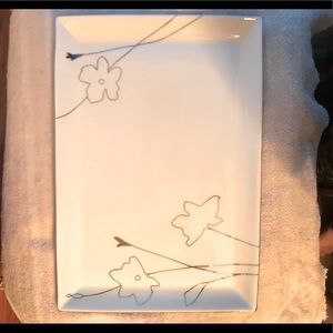 Charter Club Grand Buffett Silhouette